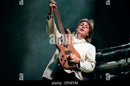 Paul McCartney an Robert F. Kennedy Fußballstadion in Washington DC. 4. Juli 1990. Stockfoto