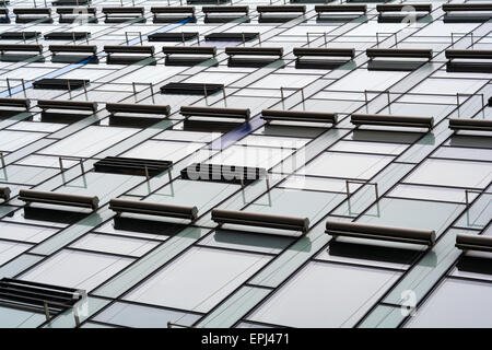 Glasfassade in Berlin Stockfoto