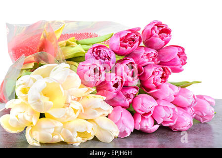 Tulpen Blumen auf dem Tisch Stockfoto