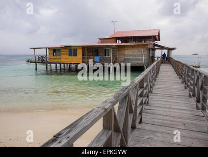 Panama, San Blas Inseln, El Porvenir, Wailidup Kuna Lodge Stockfoto