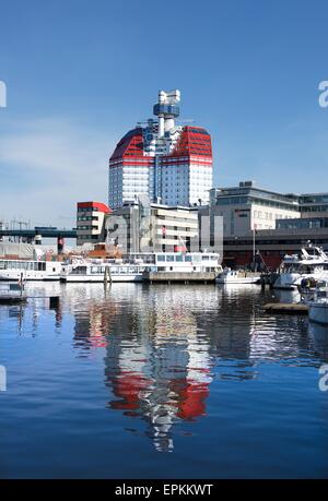 Göteborg ist die zweitgrößte Stadt in Schweden und ein wichtiger Hafen. Blick auf bunte Uferpromenade in Göteborg, Schweden Stockfoto