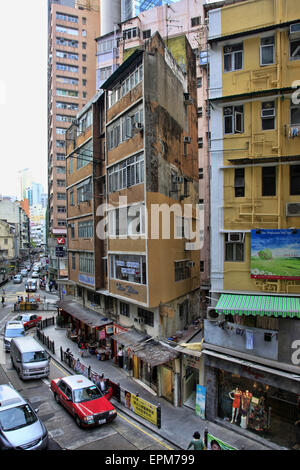 Altes Wohnhaus in Hong Kong Stockfoto