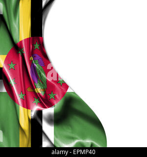 Dominica winken seidig Flagge isoliert auf weißem Hintergrund Stockfoto