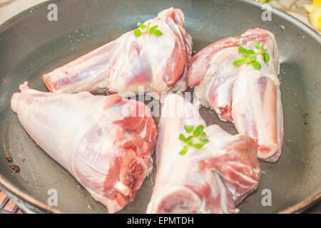 Einen Topf voller Schaft Lammfleisch Stockfoto