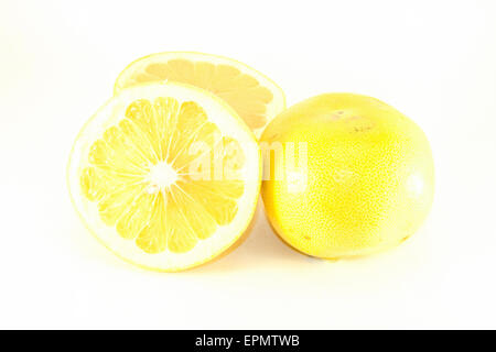Gelbe süße Früchte, isoliert auf weißem Hintergrund Stockfoto