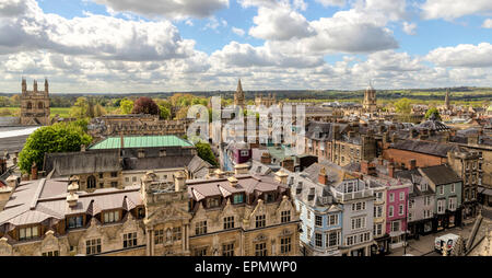 Antenne anzeigen am Christ Church College und Christ Kirche-Kathedrale von Str. Mary die Jungfrau, Oxford, England, UK. Stockfoto