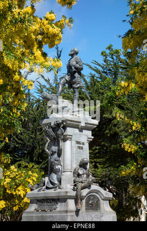 Hernando de Magallanes Denkmal. Plaza de Armas. Punta Arenas. Chile Stockfoto