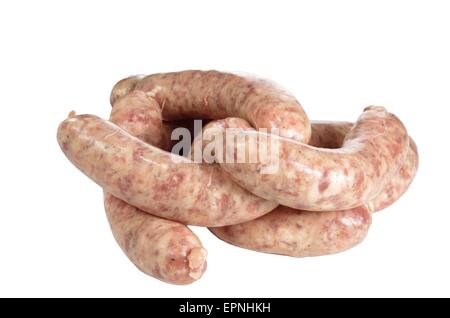 rohes Fleisch Wurst isoliert auf weißem Hintergrund Stockfoto