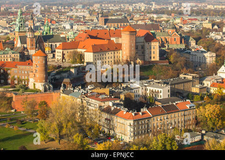 Draufsicht der historischen Königsschloss Wawel in Krakau (Krakow), Polen. Stockfoto