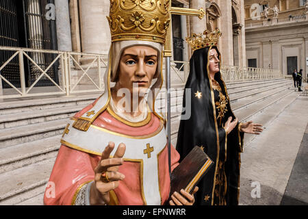 Vatikan-Stadt. 20. Mai 2015. Papst Francis, Generalaudienz 20. Mai 2015 - Sankt Peter Platz Credit: wirklich Easy Star/Alamy Live News Stockfoto