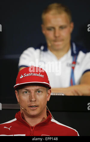 Monte Carlo, Monaco. 20. Mai 2015. KIMI RÄIKKÖNEN von Finnland und Scuderia Ferrari Gespräche während der Pressekonferenz die 2015 Formel 1 Grand Prix von Monaco in Monte Carlo, Monaco. Bildnachweis: James Gasperotti/ZUMA Draht/Alamy Live-Nachrichten Stockfoto