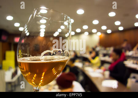 Bierprobe Klasse am Ort Tech Brooklyn New York City Stockfoto