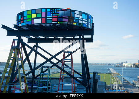 Wasserturm drei Skulptur Tom Fruin Brooklyn NY Stockfoto