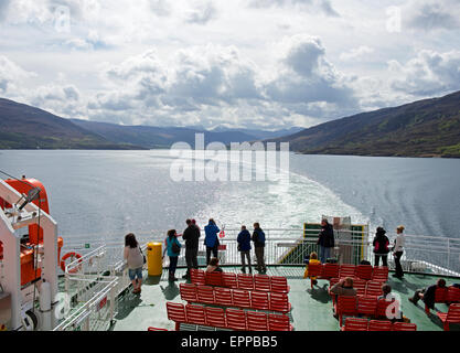 Passagiere auf CalMac Auto Fähre zwischen Ullapool und Stornoway, Schottland, Großbritannien Stockfoto