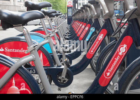 Santander-Zyklen ist Londons öffentliche Fahrrad Verleih Schema in London, auch bekannt als 'Boris Bike' Stockfoto