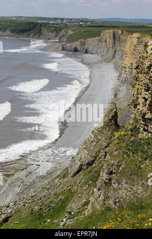 Heritage Coast mit Klippe Errosion im Docht Beach, Vale of Glamorgan Stockfoto