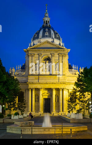 Hochschule der Sorbonne, ursprünglich eine theologische Schule gegründet 1253, jetzt eine öffentliche Universität, Paris, Frankreich Stockfoto