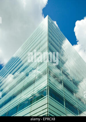 Glas-Wolkenkratzer. Stockfoto