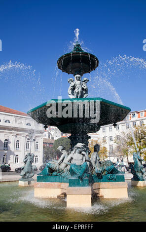 Brunnen am Rossio-Platz in Lissabon - Portugal Stockfoto
