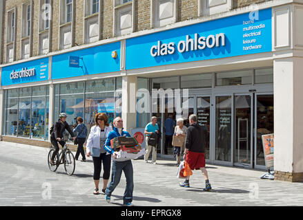 Fassade eines Zweigs des Clas Ohlson in Kingston nach Themse, Surrey, england Stockfoto