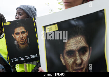 Menschenrechts-Aktivisten protestieren in der Saudi-Arabischen Botschaft in Oslo Aufruf für die Freiheit der Inhaftierten Blogger Raif Badawi. Stockfoto