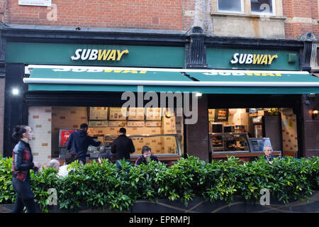 Ein U-Bahn-Sandiwch-Shop. Stockfoto