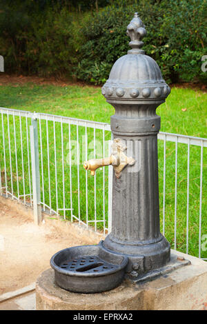 Kleinen Brunnen in der Stadt Barcelona, Spanien Stockfoto