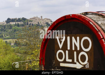 Vino, Olio, Montepulciano, Toskana, Italien Stockfoto