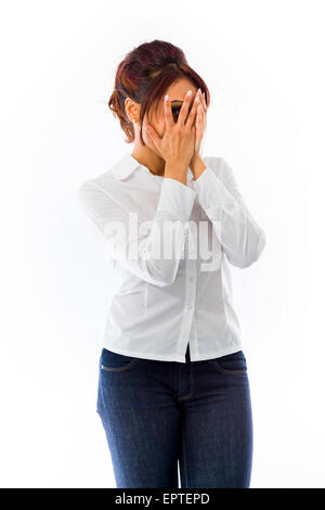 Erwachsene indische Frau im Studio isoliert auf weißem Hintergrund Stockfoto