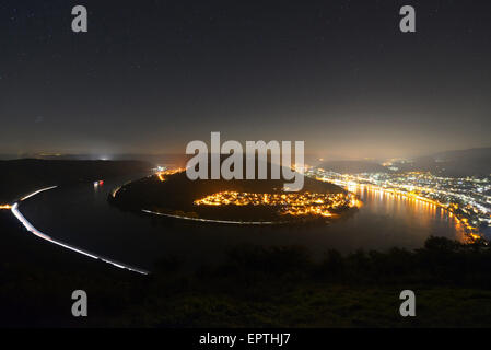 Schleife des Rheins in Nacht mit Sternenhimmel, Gedeonseck, Boppard, Rhein-Hunsrueck-Kreis, Rheinland-Pfalz, Deutschland Stockfoto