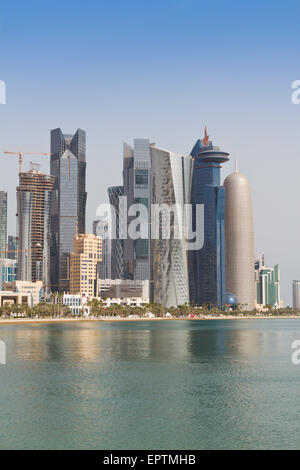 Doha Wolkenkratzer: Palm Twin Towers, Al Bidda Tower, WTC & Burj Doha-Katar Stockfoto