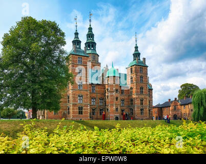 Schloss Rosenborg in Kopenhagen, Dänemark.  Es wurde 1606 während der Regierungszeit von Christian IV im Stil niederländischen Renaissance erbaut. Stockfoto