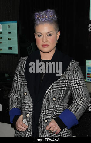 LA Premiere Screening des neben stehenden Gewässern mit: Kelly Osbourne Where: Beverly Hills, Kalifornien, Vereinigte Staaten bei: Kredit-16. November 2014: FayesVision/WENN.com Stockfoto