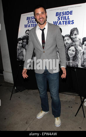 LA Premiere Screening des neben stehenden Gewässern mit: Brett Dalton wo: Beverly Hills, Kalifornien, Vereinigte Staaten bei: Kredit-16. November 2014: FayesVision/WENN.com Stockfoto