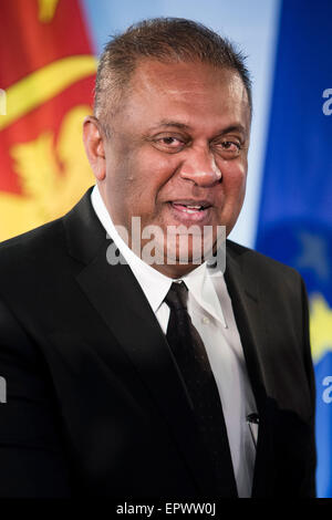 Berlin, Deutschland. 22. Mai 2015. Außenminister von Sri Lanka, Mangala Samaraweera spricht während einer Pressekonferenz nach dem bilateralen Gespräch im Auswärtigen Amt in Berlin, Deutschland, 22. Mai 2015. Bildnachweis: Dpa picture Alliance/Alamy Live News Stockfoto