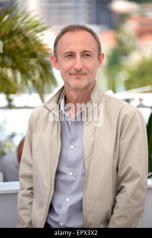 Cannes, Frankreich. 14. Mai 2015. CANNES, Frankreich - 22. Mai: Regisseur Guillaume Nicloux besucht das "Valley Of Love" Fototermin während der 68. jährlichen Cannes Film Festival am 22. Mai 2015 in Cannes, Frankreich. © Friedrich Injimbert/ZUMA Draht/Alamy Live-Nachrichten Stockfoto