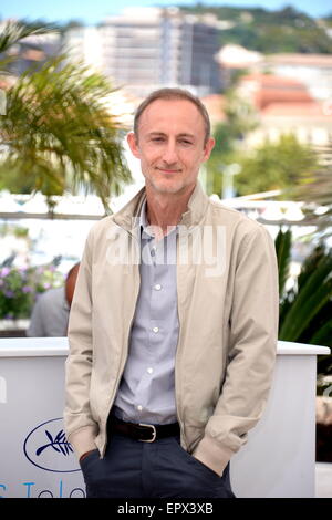 Cannes, Frankreich. 14. Mai 2015. CANNES, Frankreich - 22. Mai: Regisseur Guillaume Nicloux besucht das "Valley Of Love" Fototermin während der 68. jährlichen Cannes Film Festival am 22. Mai 2015 in Cannes, Frankreich. © Friedrich Injimbert/ZUMA Draht/Alamy Live-Nachrichten Stockfoto