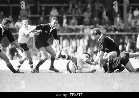 London Wasps V Bad, John Player Special-Cup-Finale, entsprechen in Twickenham, Samstag, 2. Mai 1987. Endstand: London Wasps 12-19 Bad. Stockfoto