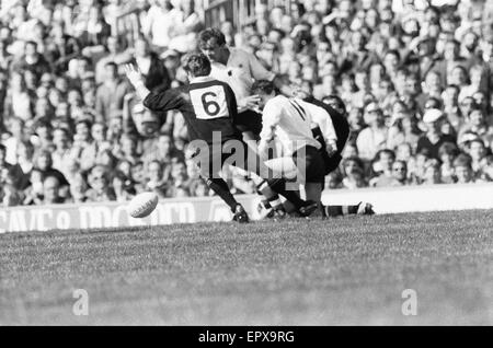 London Wasps V Bad, John Player Special-Cup-Finale, entsprechen in Twickenham, Samstag, 2. Mai 1987. Endstand: London Wasps 12-19 Bad. Stockfoto