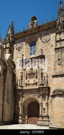 Seitliche Fassade der Catedral de Santa Maria von Plasencia, Cáceres, Extremadura. Spanien Stockfoto