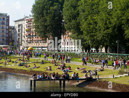 Regenerierte Navigli Kanal Weg in Mailand Italien Stockfoto