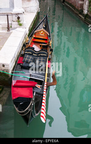 Eine Gondel in Venedig, Italien Stockfoto