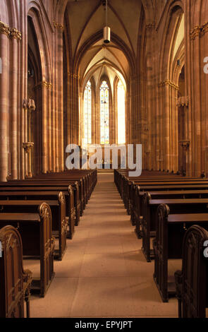 Die Katharinen-Kirche, neben der Kathedrale von Straßburg und der Kathedrale in Colog, Oppenheim am Rhein, Deutschland, DEU Stockfoto