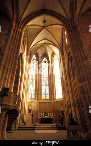 Die Katharinen-Kirche, neben der Kathedrale von Straßburg und der Kathedrale in Colog, Oppenheim am Rhein, Deutschland, DEU Stockfoto