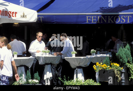 DEU, Deutschland, Hessen, Frankfurt, Restaurant Grosse Bockenheimer Straße, die so genannte Fressgass.  DEU, Deutschland, Hessen, Frank Stockfoto