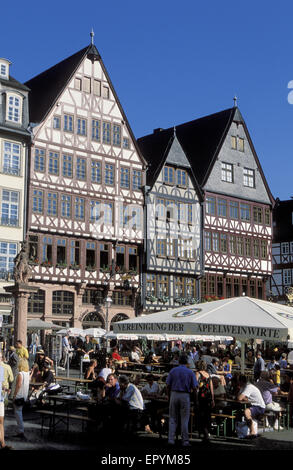 DEU, Deutschland, Hessen, Frankfurt, halb Fachwerkhaus beherbergt in der Nicolaikirche.  Deutschland, Hessen, Frankfurt Am Main, DEU, Fachwerkha Stockfoto