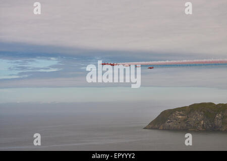 Llandudno, North Wales, UK. 23. Mai 2015. Die Llandudno Air Show mit Displays einschließlich alte Buckers, Gloster Meteor, Avro Anson, Catalina, Mustang, Lancaster, Strikemaster, Hurrikan, Spitfire und der Royal Air Force Red Arrows. Bildnachweis: Robert Eames/Alamy Live-Nachrichten Stockfoto