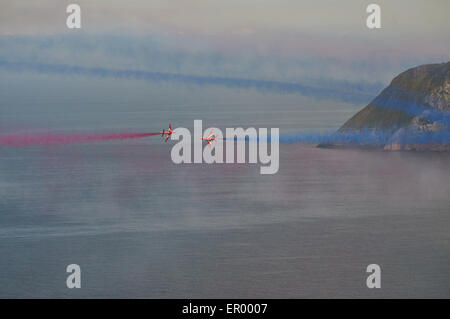 Llandudno, North Wales, UK. 23. Mai 2015. Die Llandudno Air Show mit Displays einschließlich alte Buckers, Gloster Meteor, Avro Anson, Catalina, Mustang, Lancaster, Strikemaster, Hurrikan, Spitfire und der Royal Air Force Red Arrows. Bildnachweis: Robert Eames/Alamy Live-Nachrichten Stockfoto