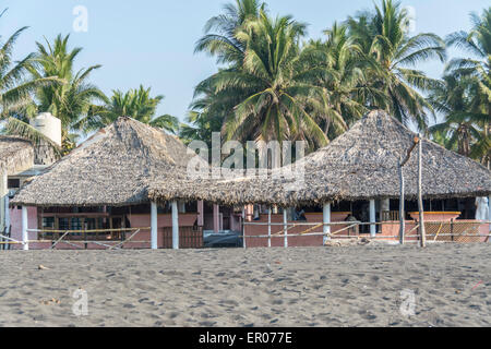 Hotel am Strand von Monterrico Guatemala Stockfoto