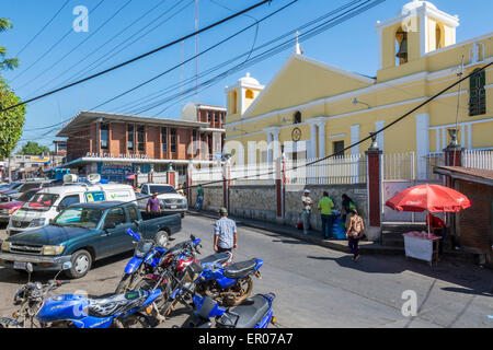 Katholische Kirche in der Nähe von Central Park, chiquimulilla Guatemala Stockfoto